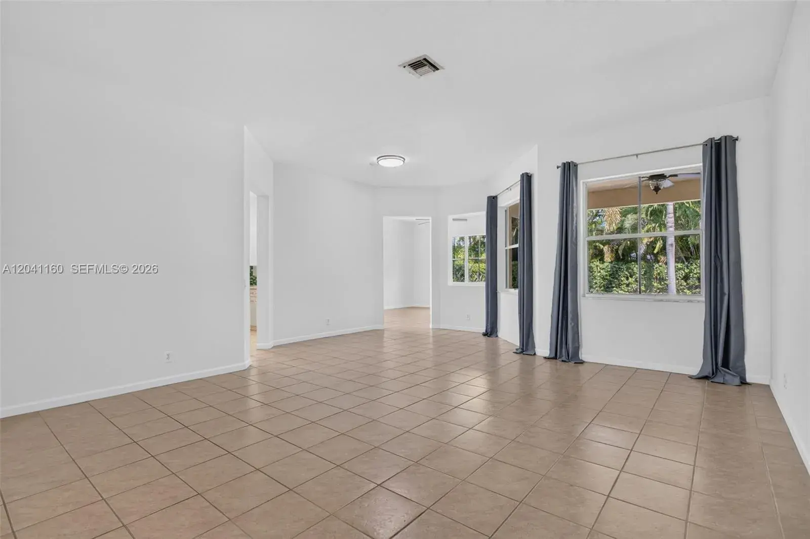 786 Nandina Dr, Weston FL 33327