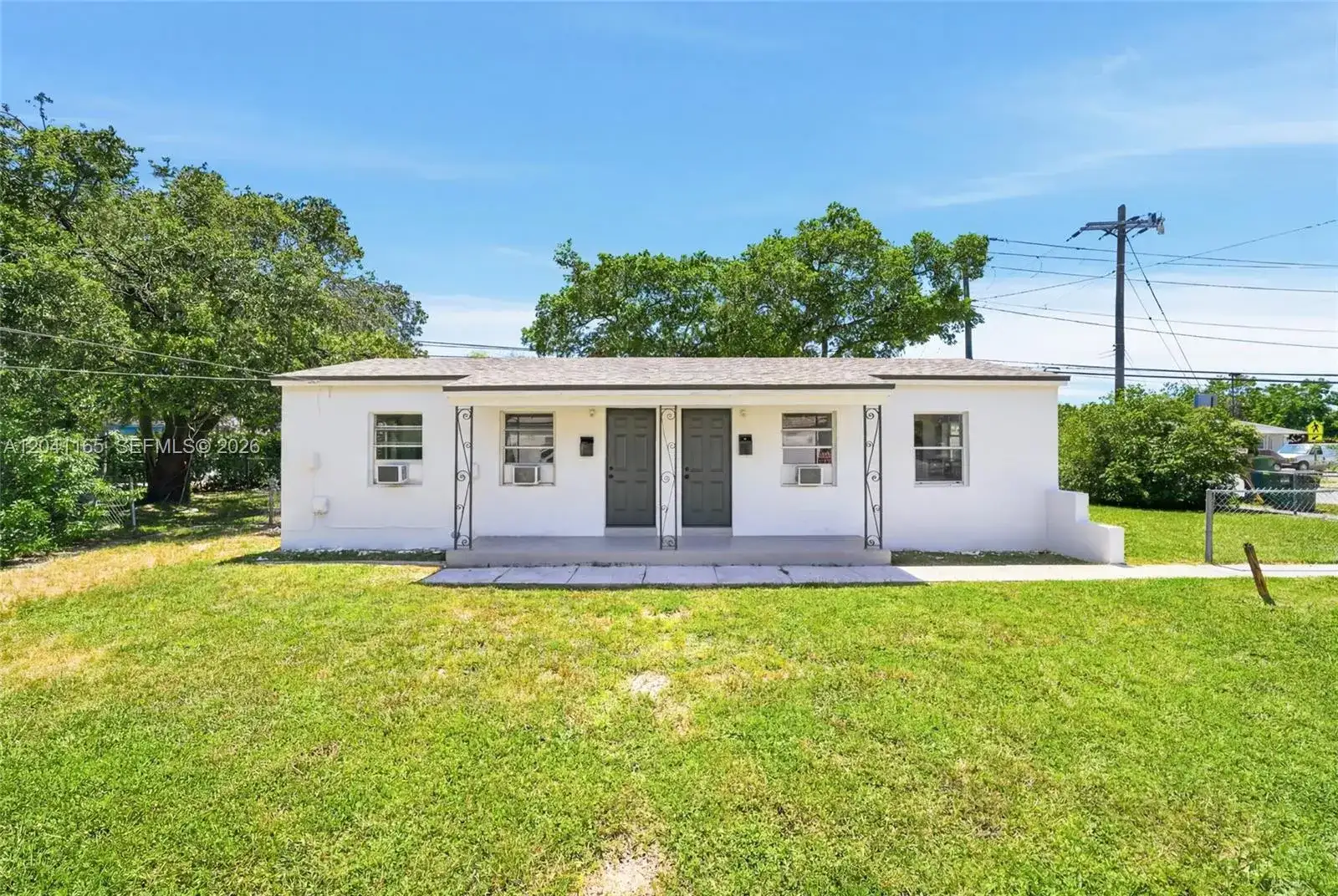 1992 NW 56th St, Miami FL 33142 photo 3
