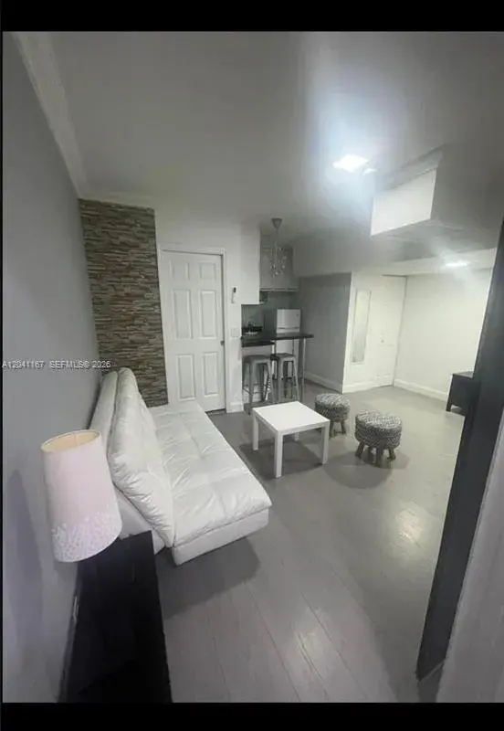 4731 fillmore # 1, Hollywood FL 33021