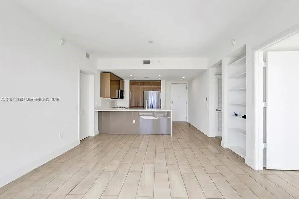 2000 S Metropica Way # 907, Sunrise FL 33323 photo 3