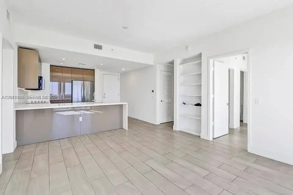 2000 S Metropica Way # 907, Sunrise FL 33323 photo 5
