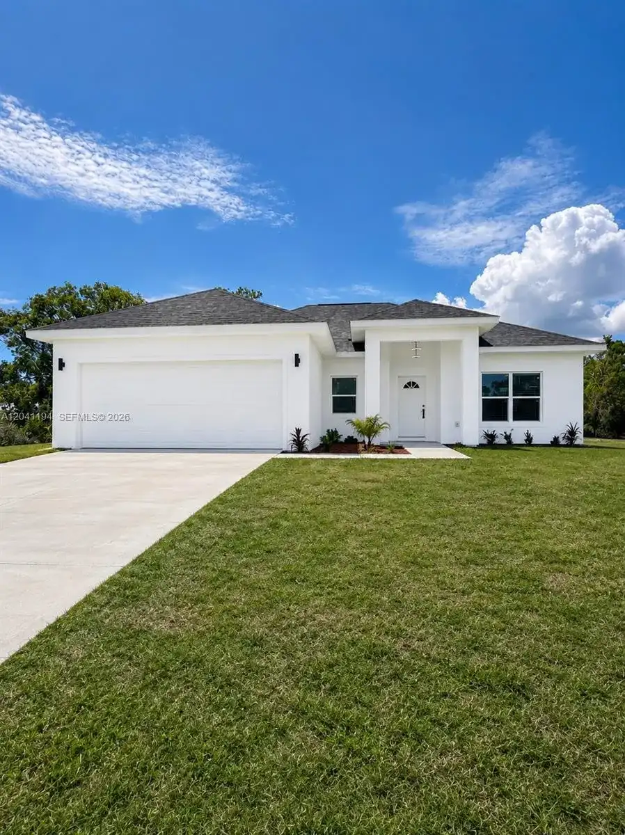 271 Briar LN, Lake Placid FL 33852