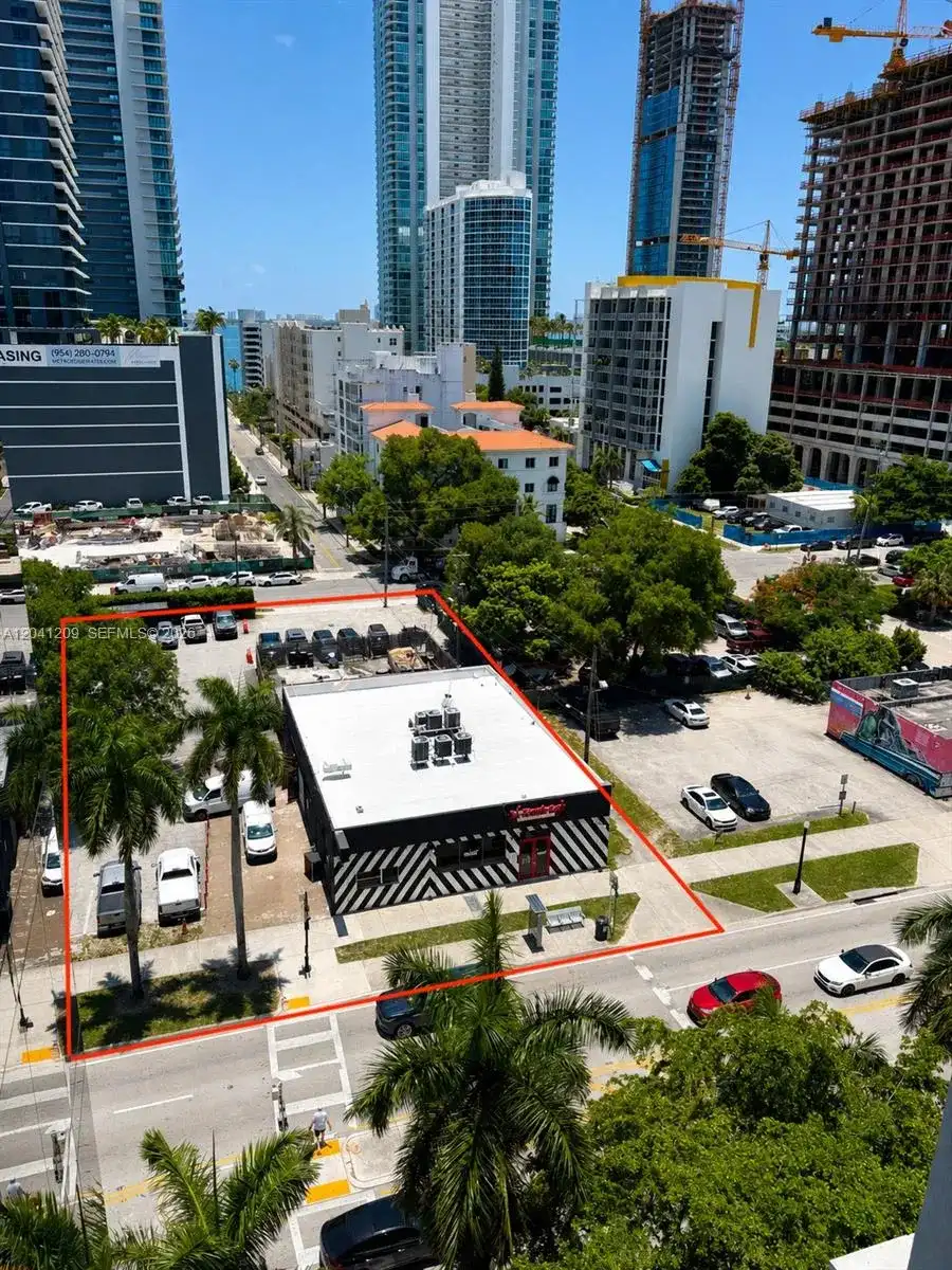 3023 Biscayne Blvd, Miami FL 33137