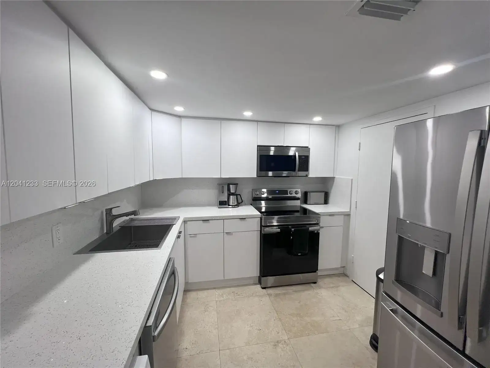 800 West Ave # 635, Miami Beach FL 33139 photo 4