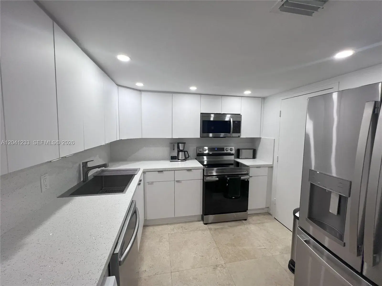 800 West Ave # 635, Miami Beach FL 33139