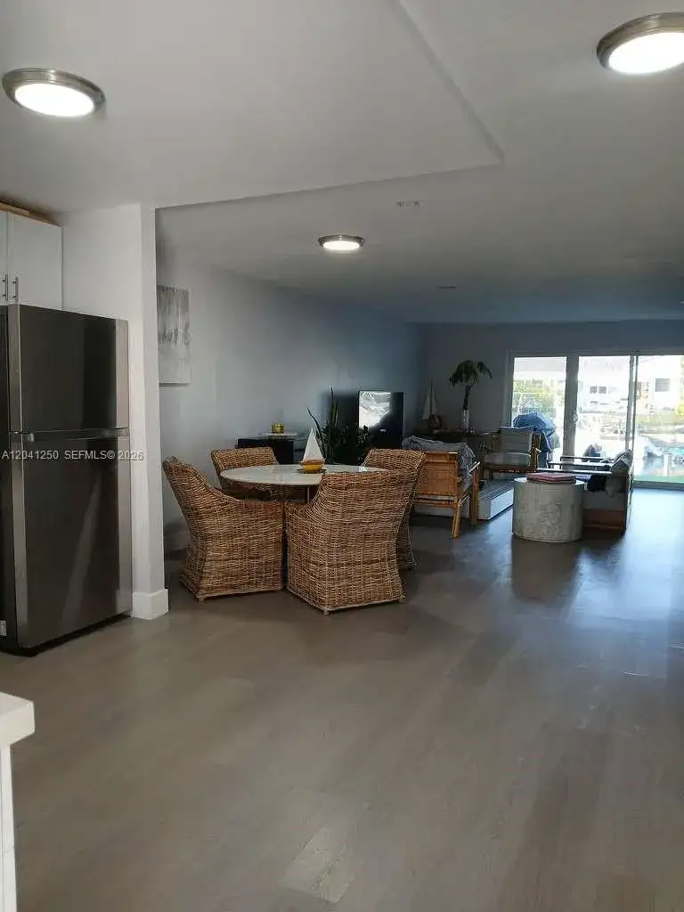 1937 NE 123rd St, North Miami FL 33181 photo 2