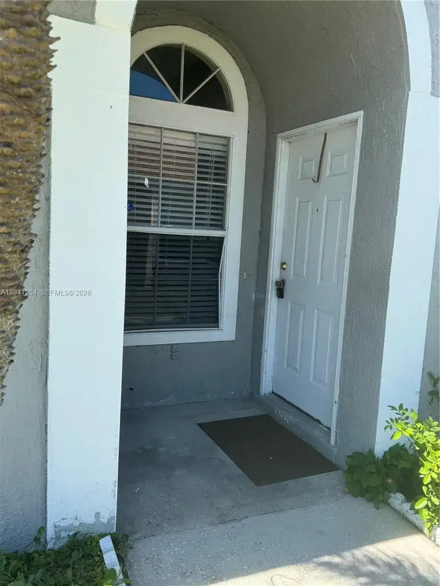 2399 Harbor Town Drive, Other City - In The State Of Florida FL 34744 photo 4