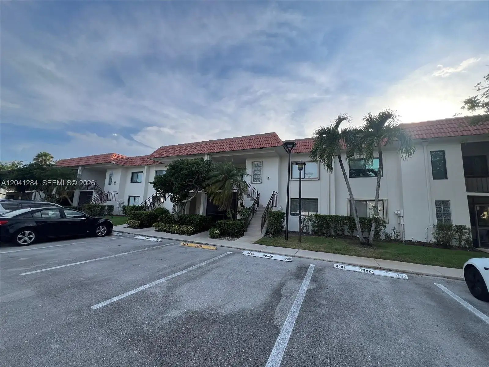 379 Lakeview Dr # 205, Weston FL 33326 photo 3