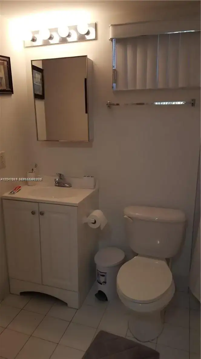 201 NW 7th St # 408, Miami FL 33136 photo 3