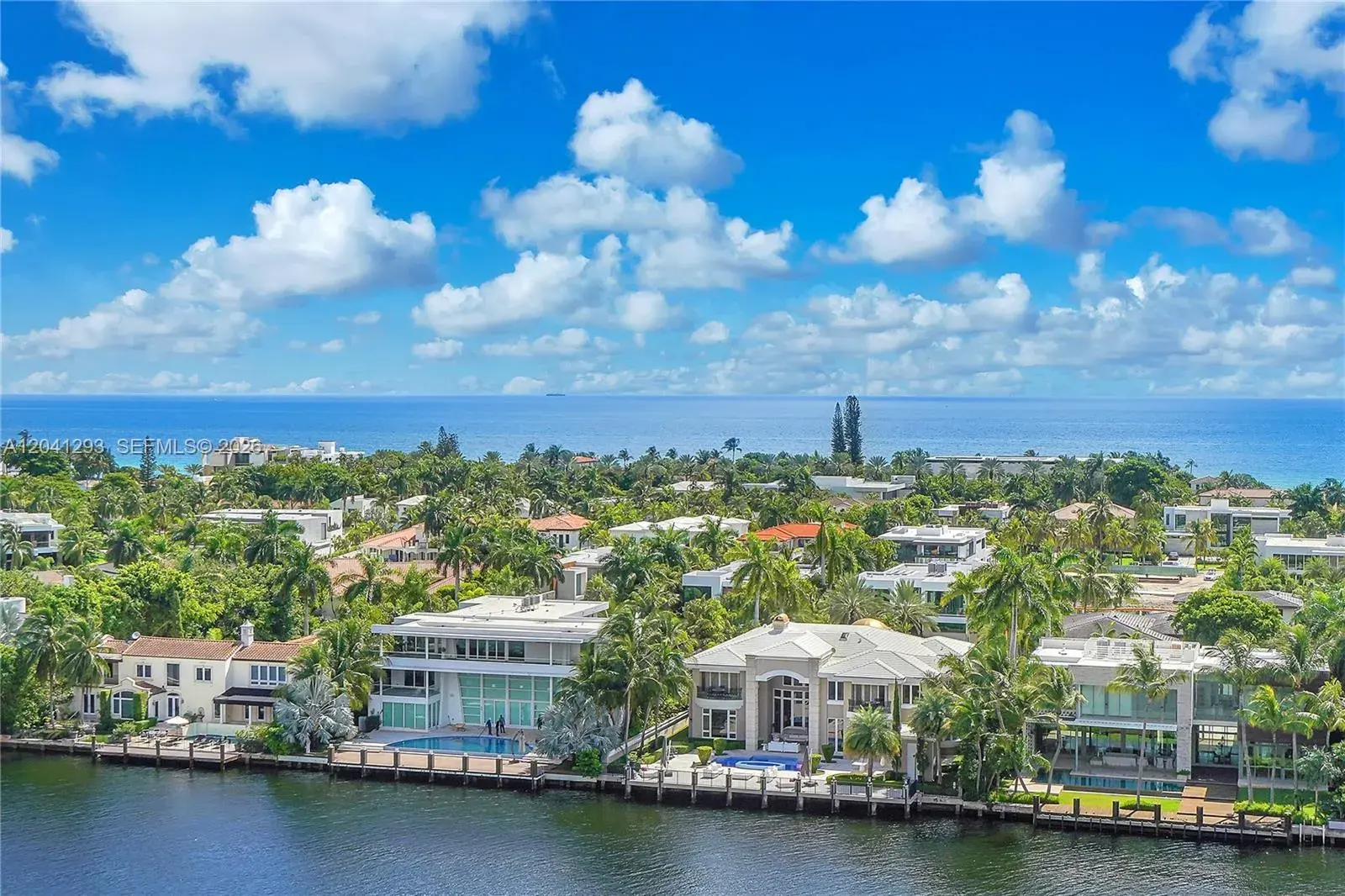 20515 E Country Club Dr # 1245, Aventura FL 33180
