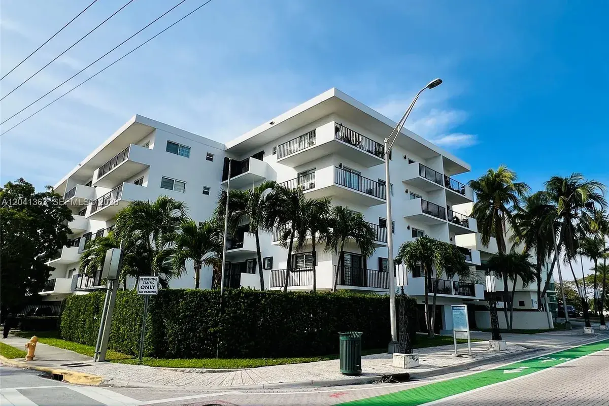 1900 Meridian Ave # 306, Miami Beach FL 33139