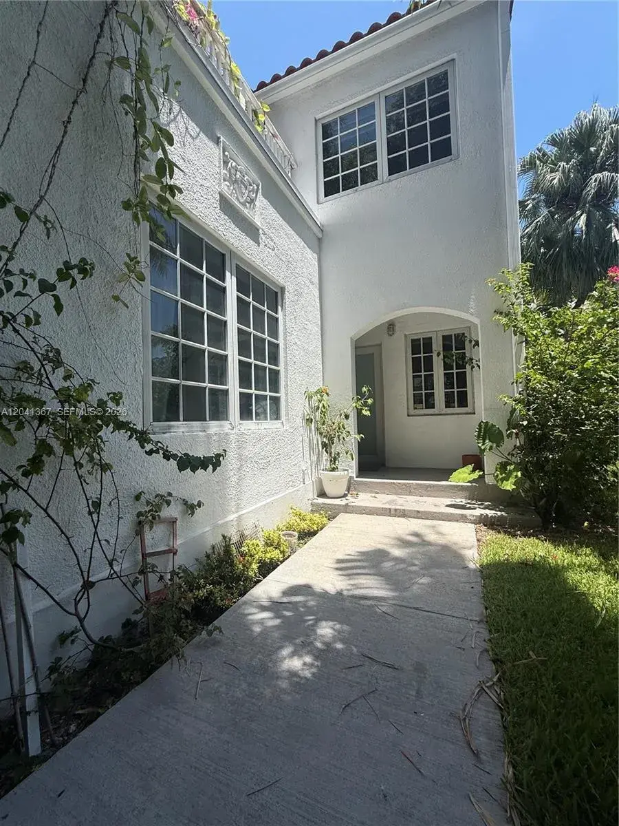 912 Euclid Ave, Miami Beach FL 33139