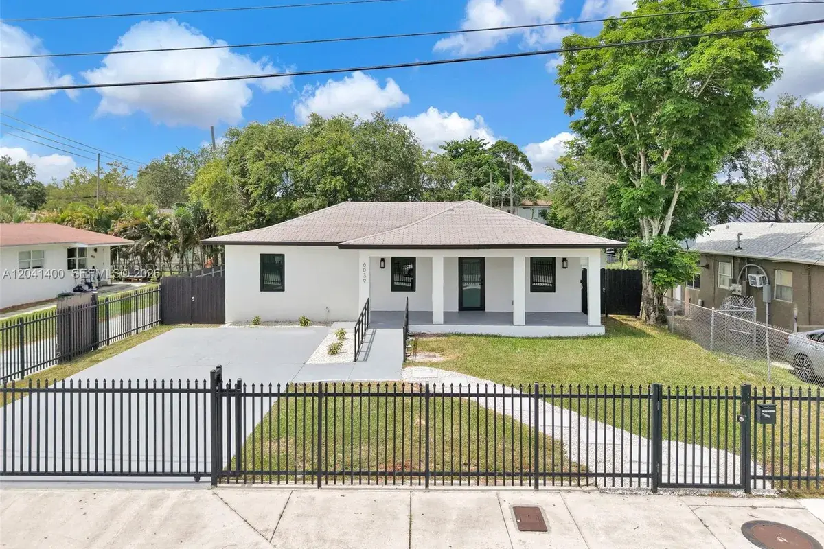 6039 SW 63rd Ter, South Miami FL 33143