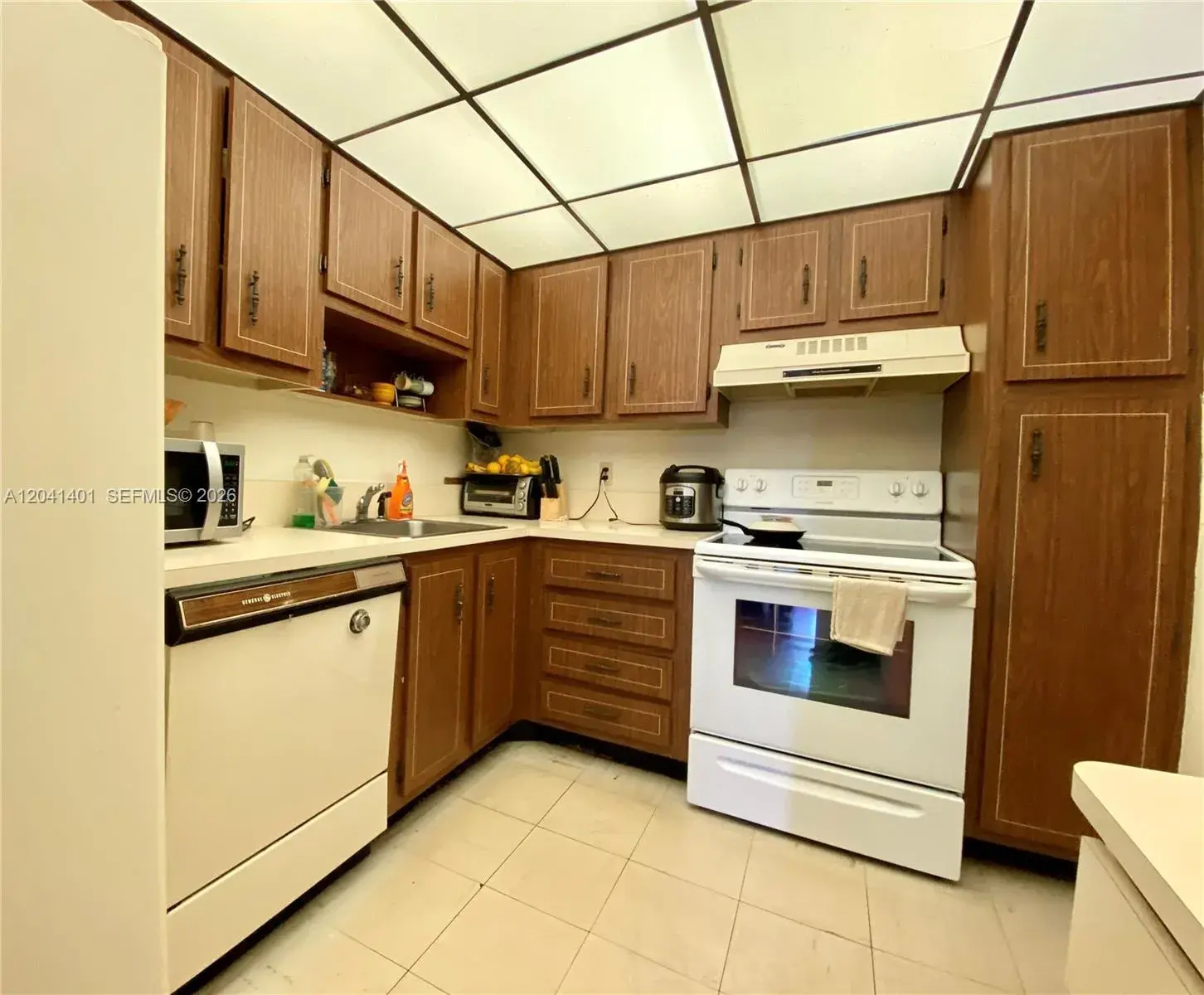 1300 Saint Charles Pl # 420, Pembroke Pines FL 33026