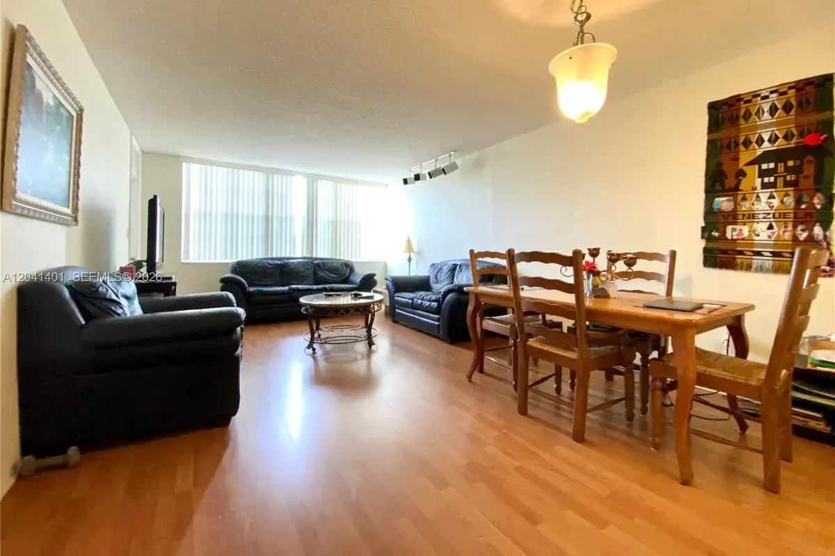 1300 Saint Charles Pl # 420, Pembroke Pines FL 33026