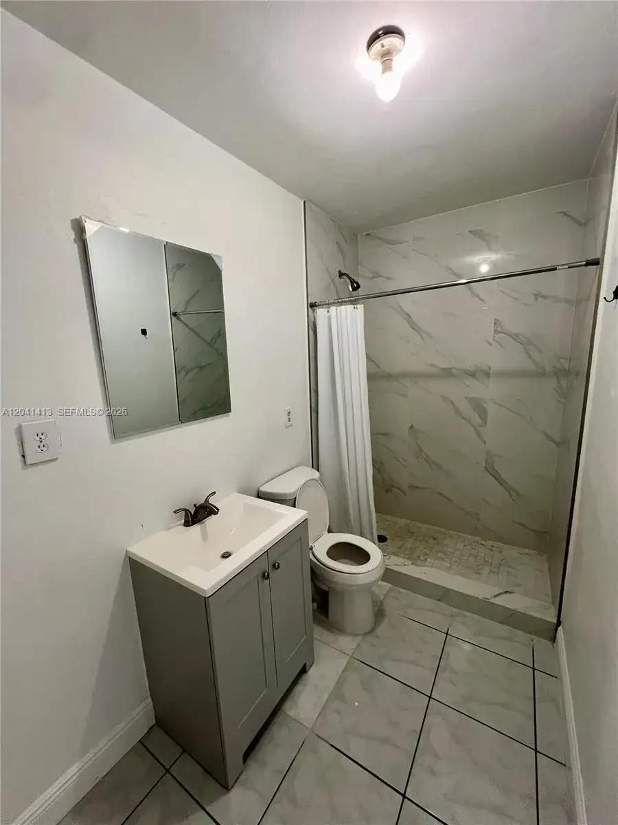 5410 W 7th Ave # 1, Hialeah FL 33012 photo 5