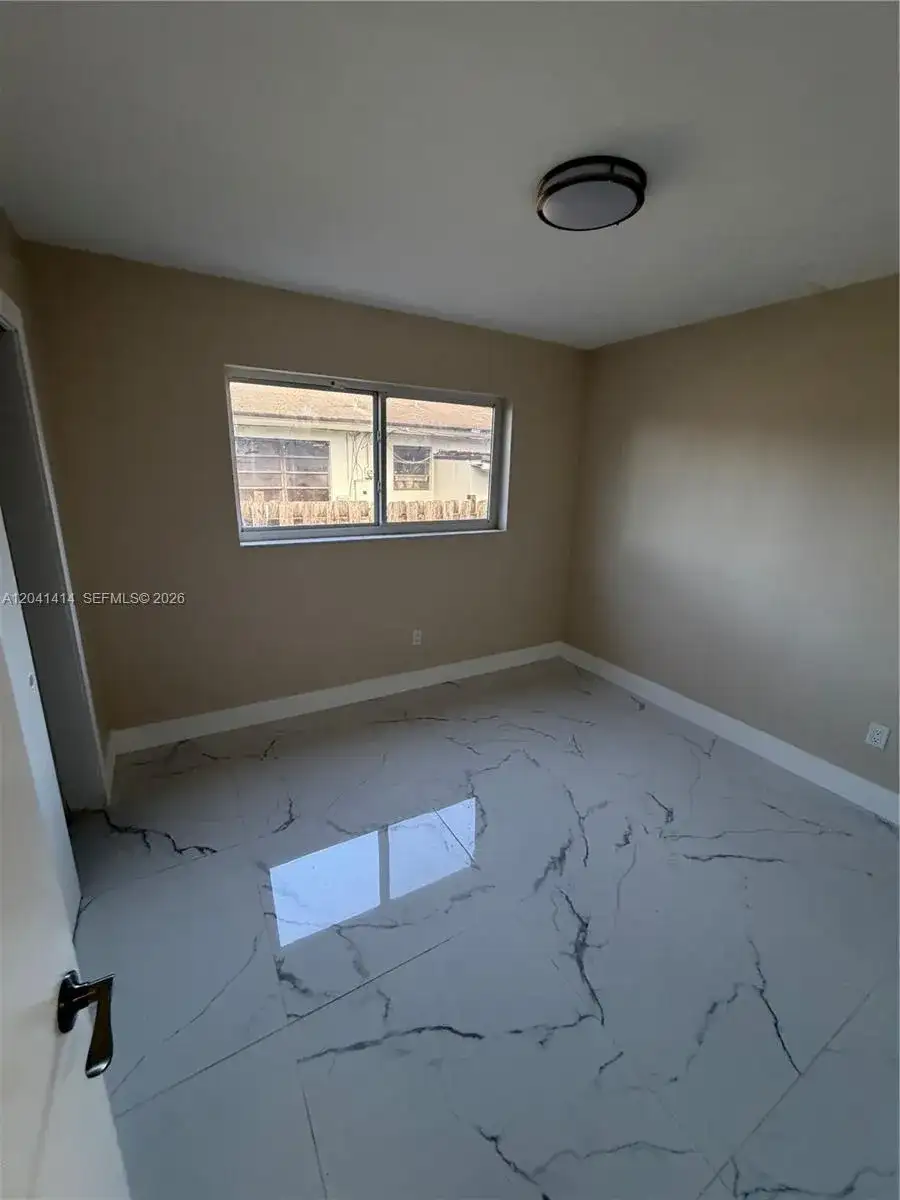 2600 NW 112th St # 1, Miami FL 33167 photo 3