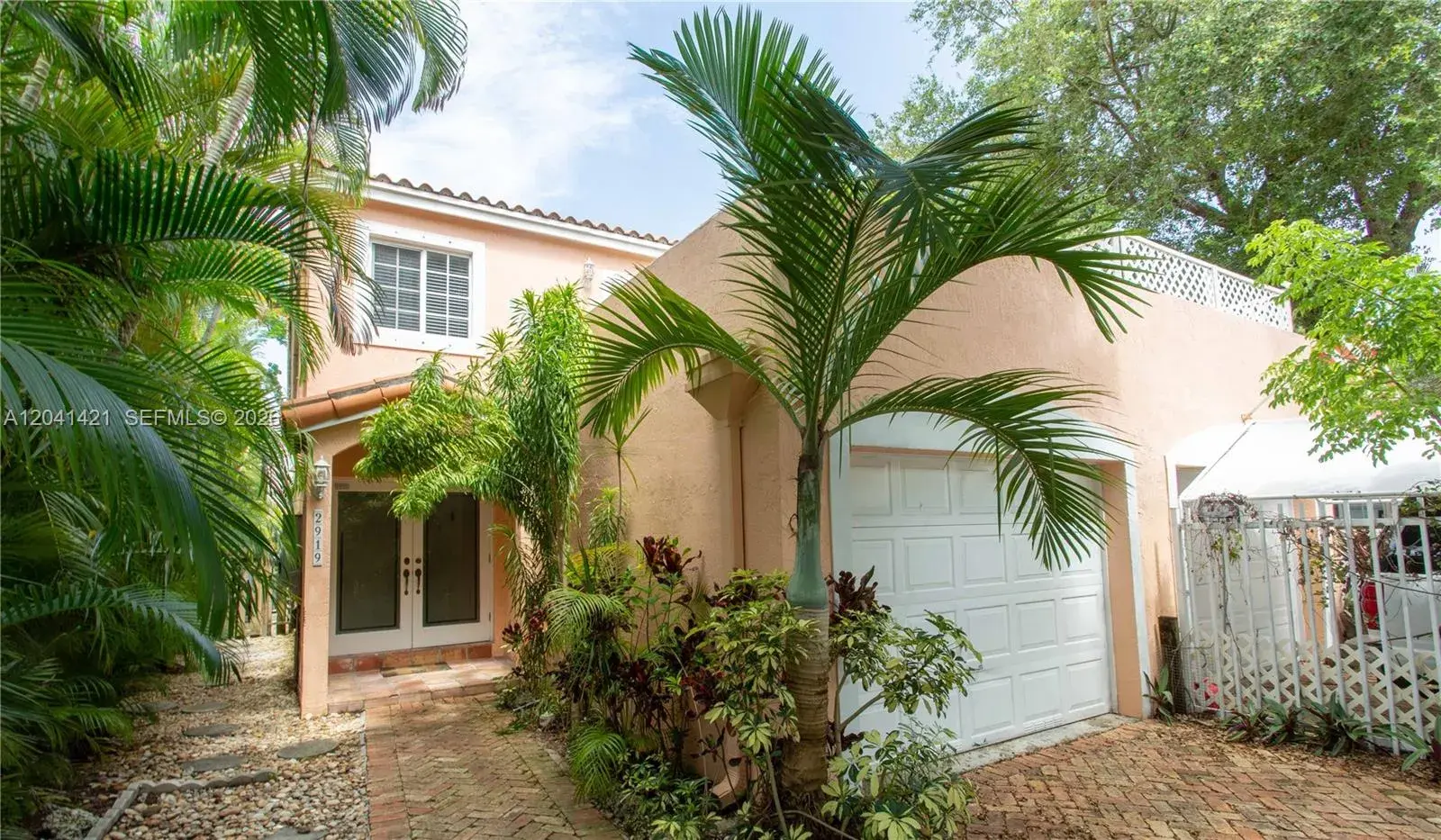 2919 Virginia St, Miami FL 33133