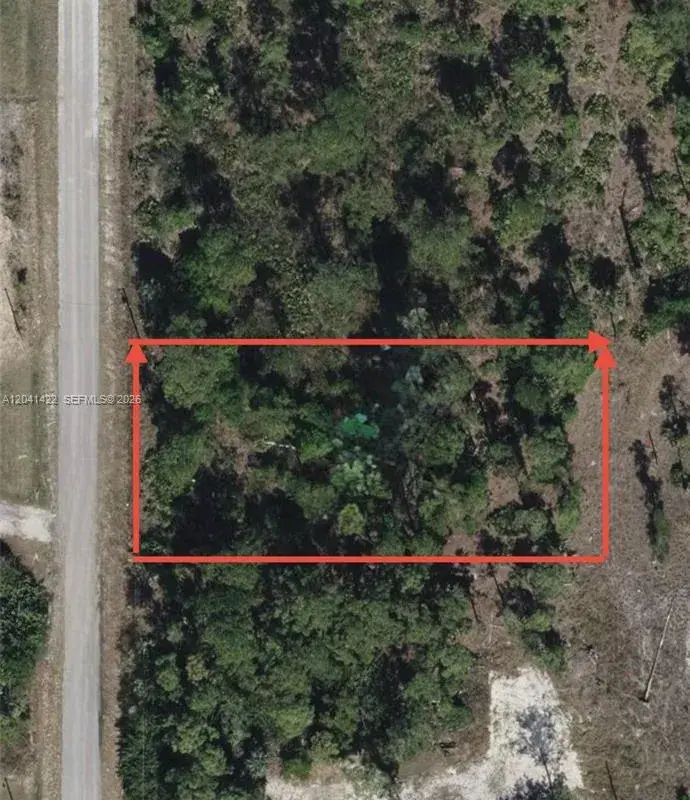1012 Henry Ave., Lehigh Acres FL 33972