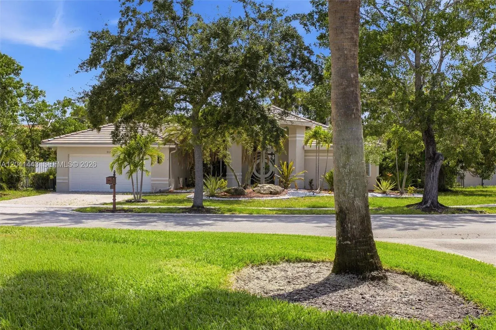 241 Fairmont Way, Weston FL 33326