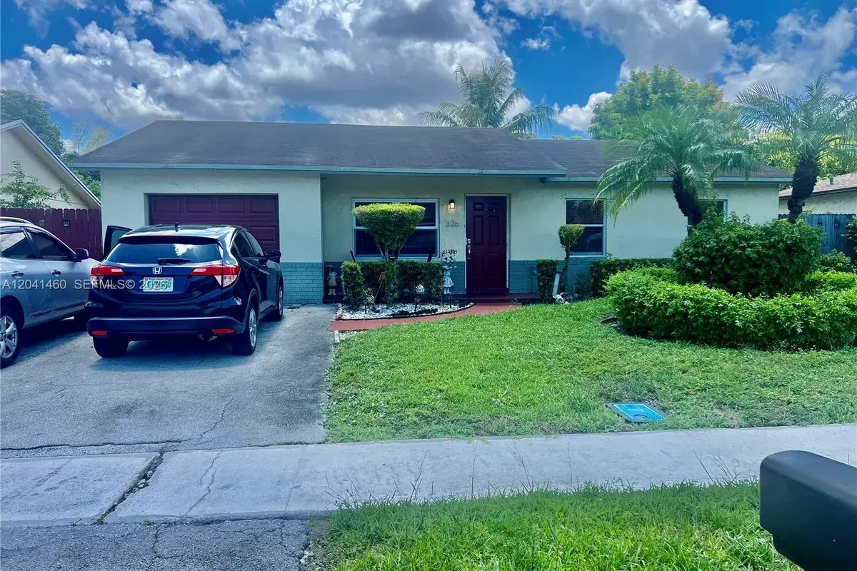 326 SW 79th Way, North Lauderdale FL 33068