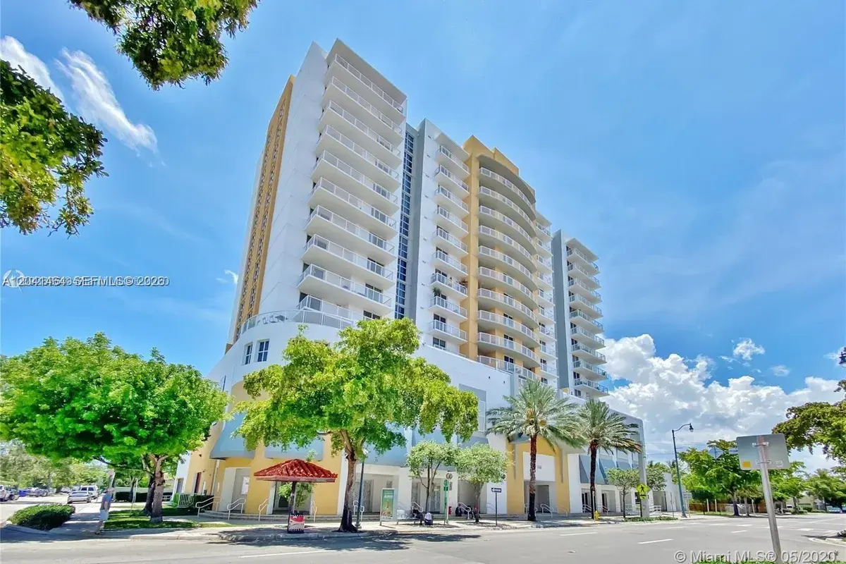 900 SW 8th St # 1602, Miami FL 33130