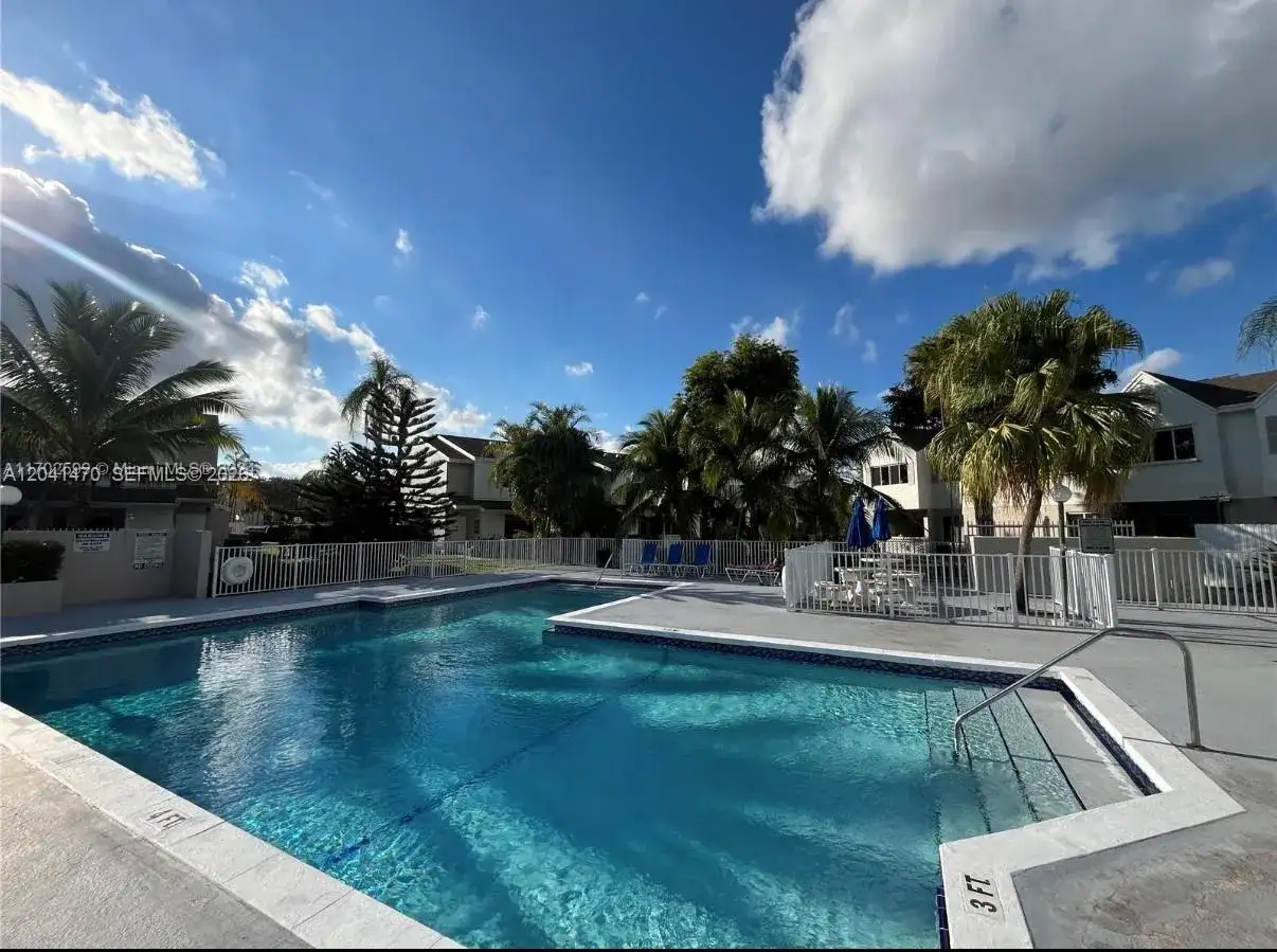 17515 NW 67th Ct # 22, Hialeah FL 33015 photo 5