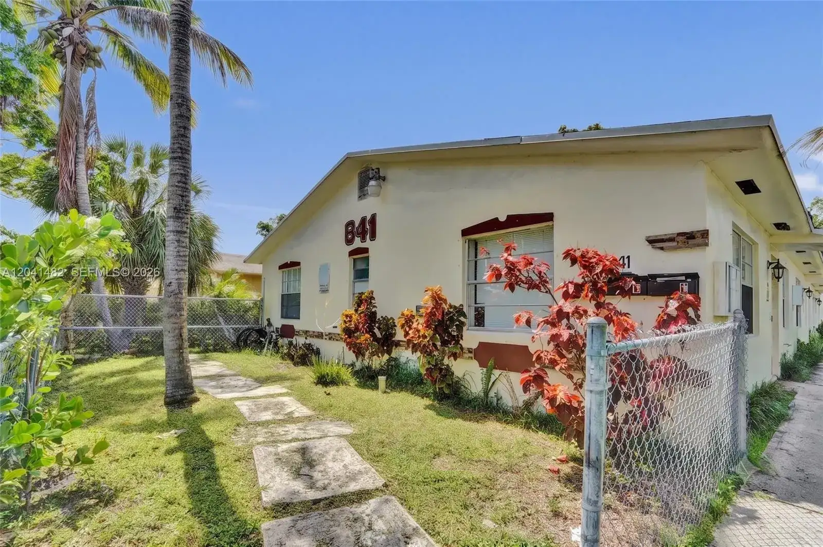 841 SW 7th St # C, Pompano Beach FL 33060 photo 2