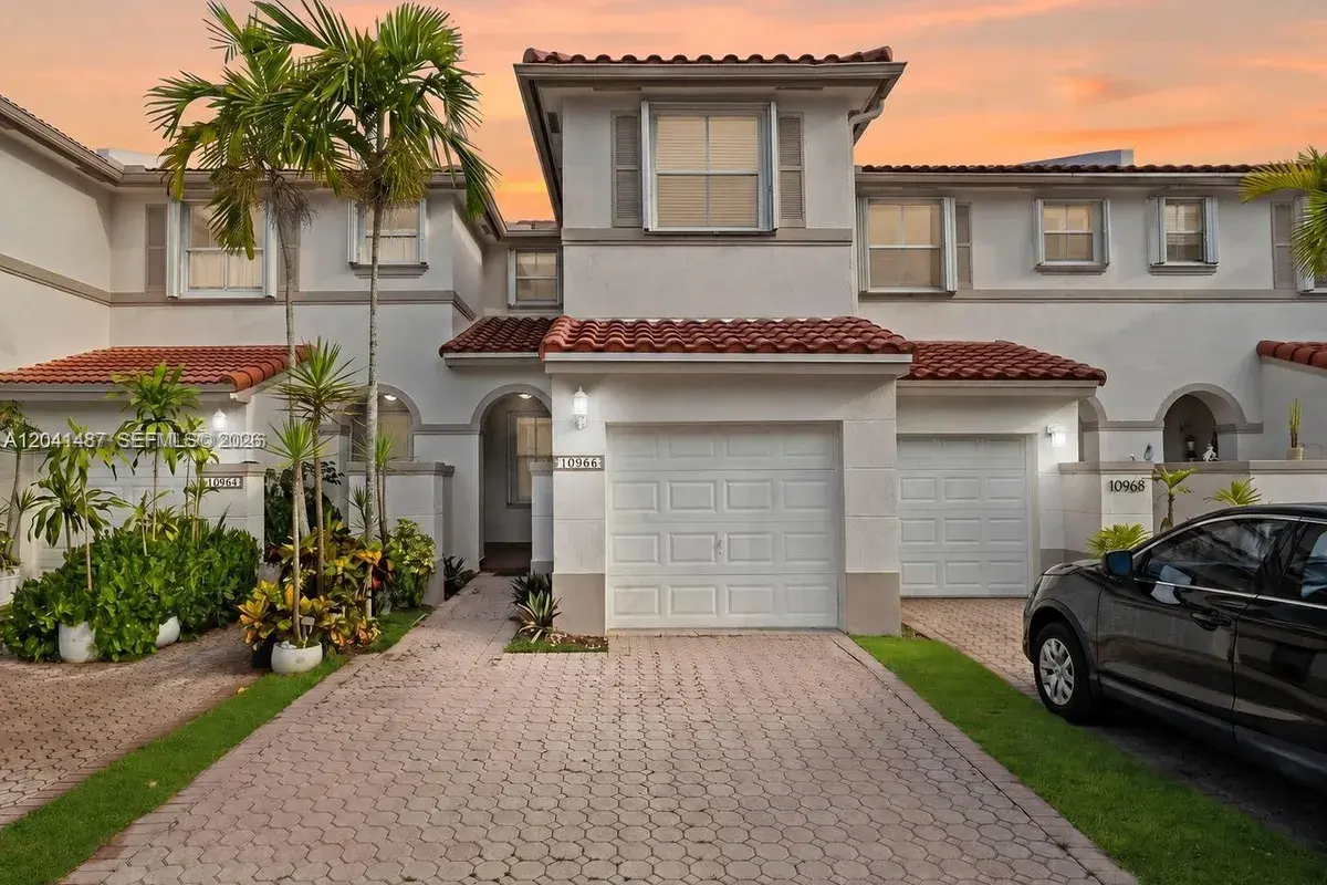 10966 NW 43rd Ter # 10966, Doral FL 33178