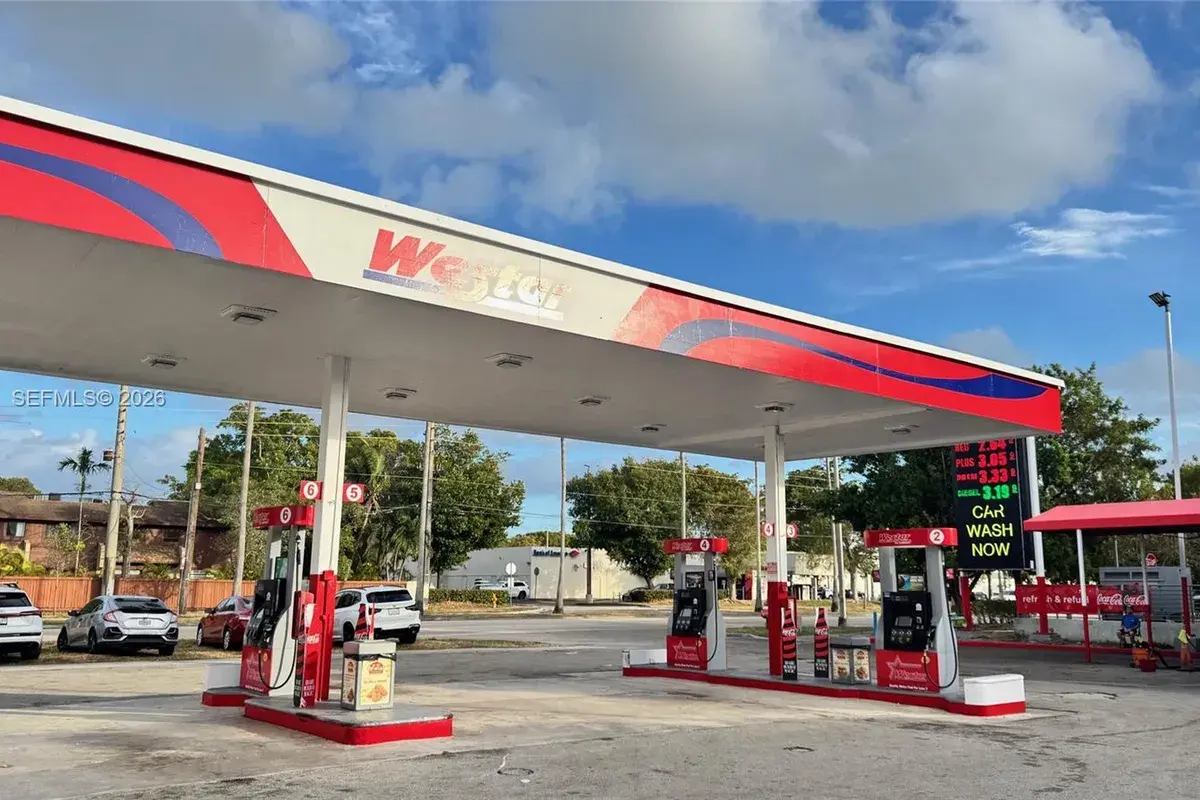 6776 SW 117th Ave, Miami FL 33183