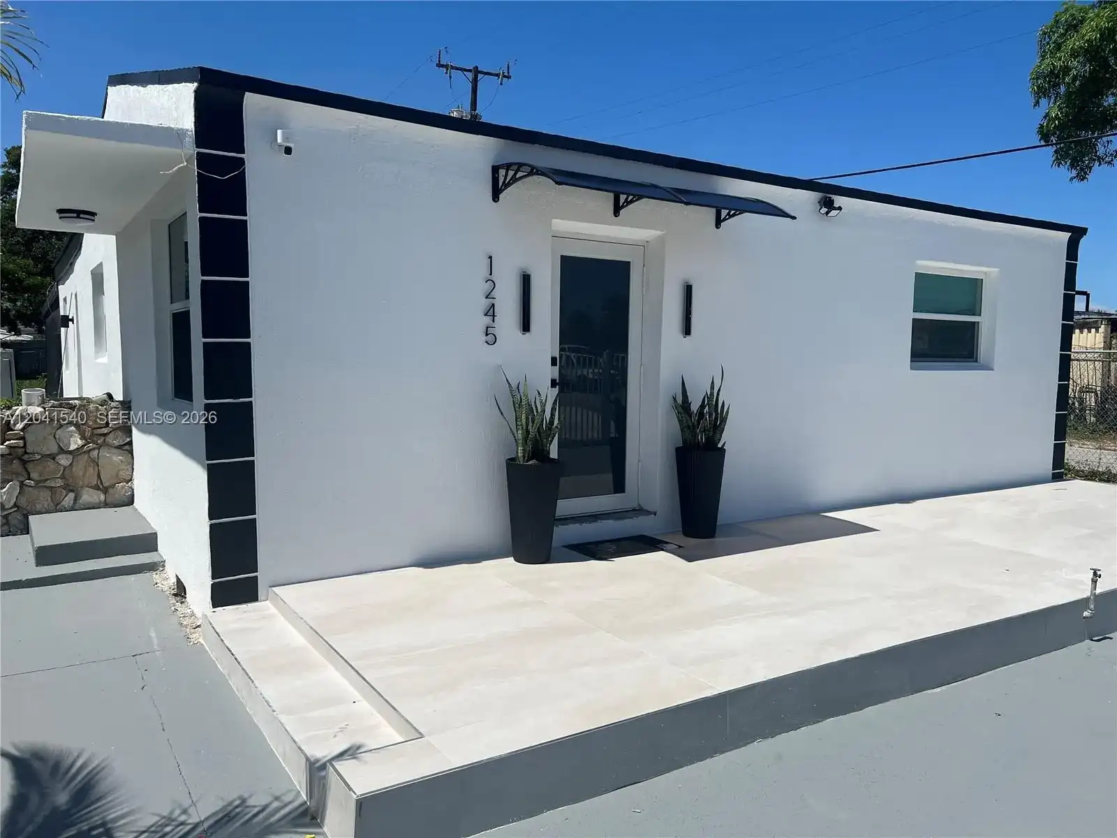 1245 Vermont St, Opa-Locka FL 33054