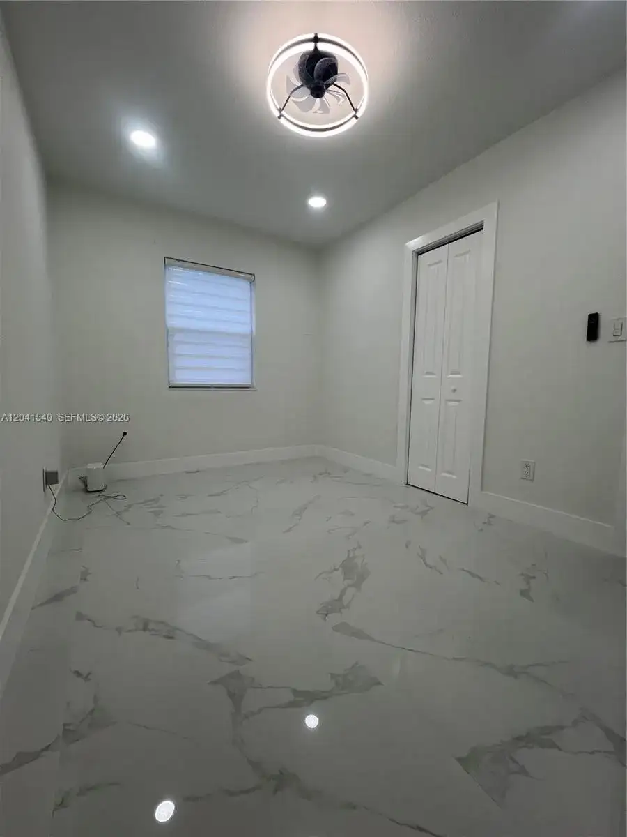 1245 Vermont St, Opa-Locka FL 33054 photo 5