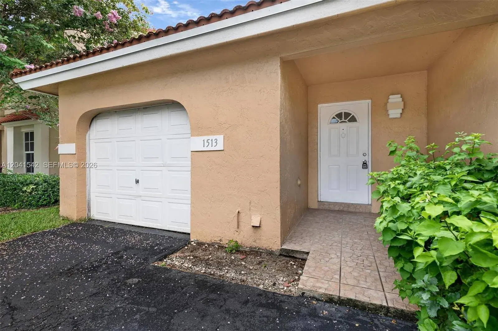 1513 Garden Rd, Weston FL 33326