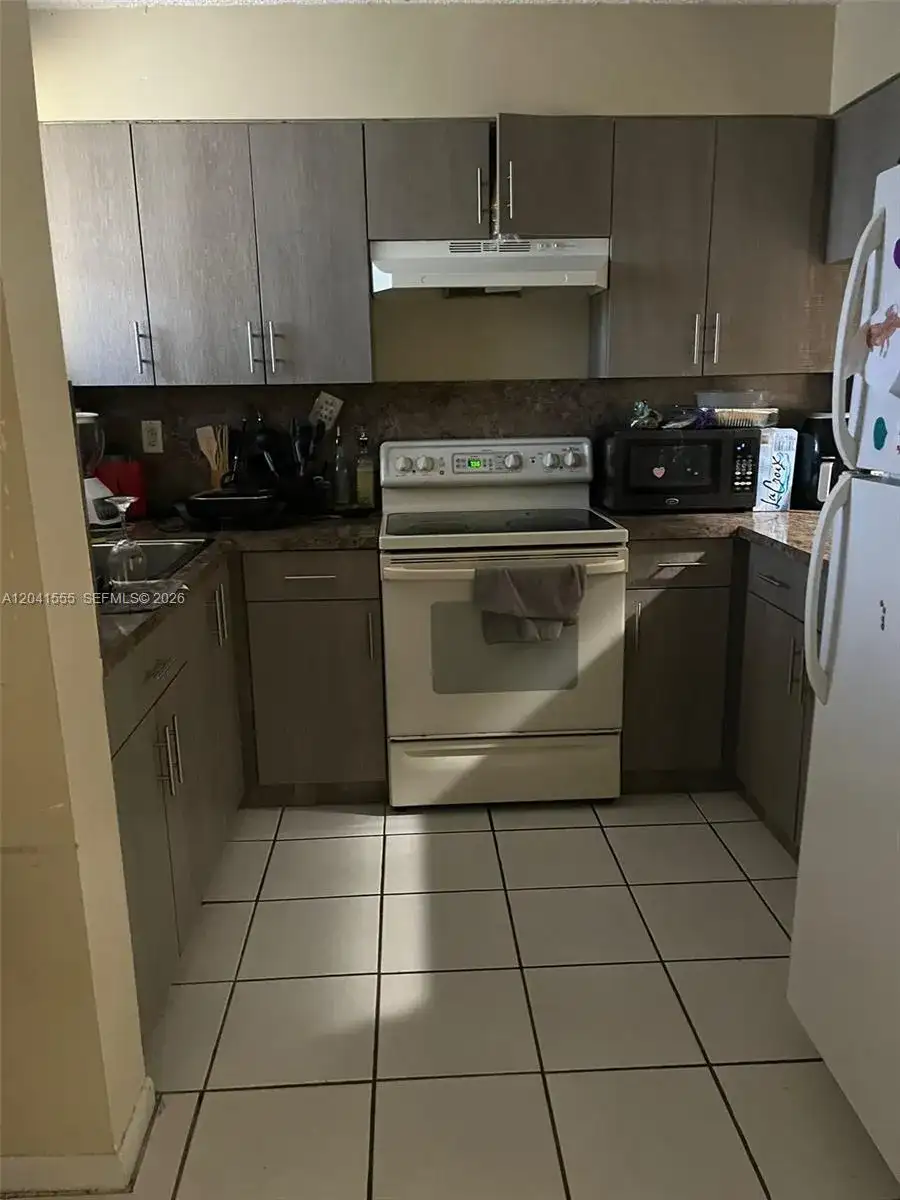 14931 SW 82nd Ln # 506, Miami FL 33193 photo 2