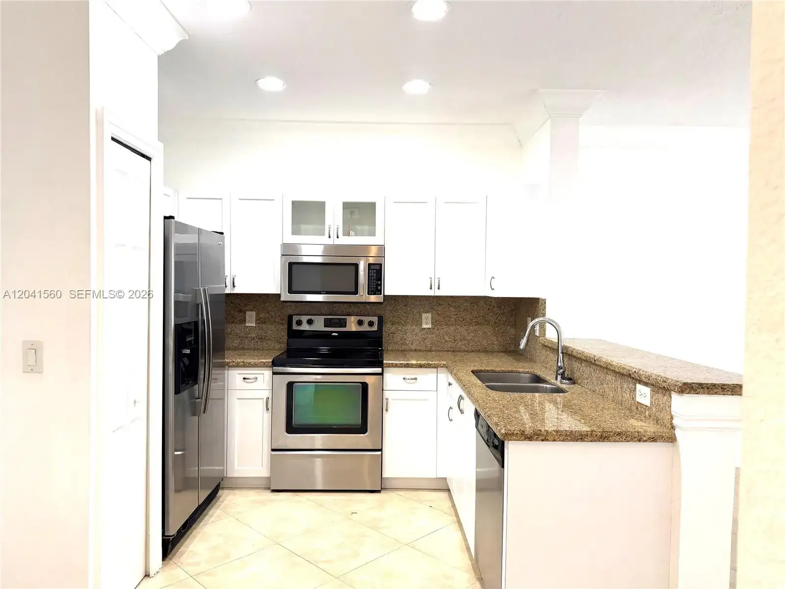2560 Cordoba Bnd # 2560, Weston FL 33327 photo 3