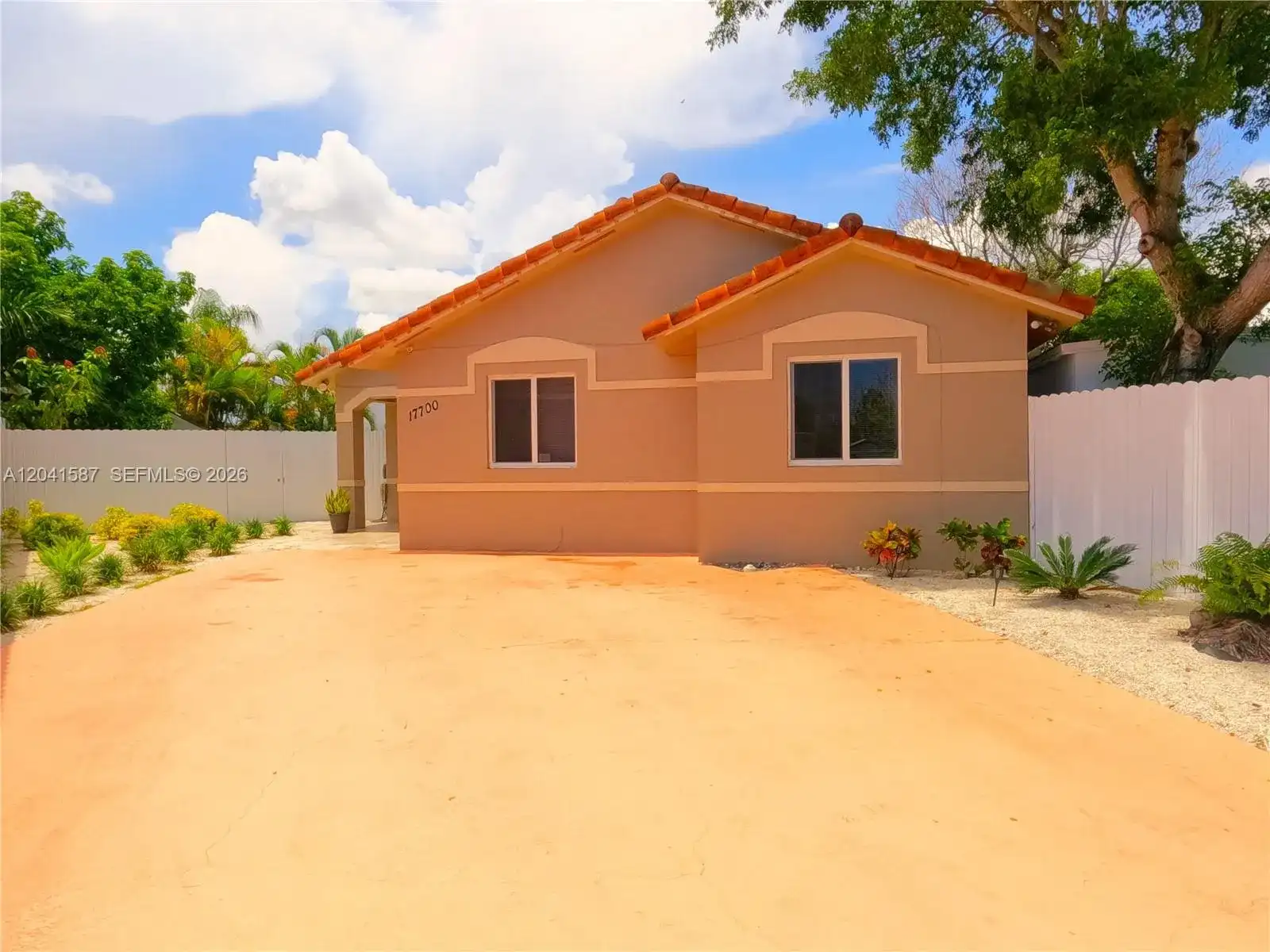 17700 SW 145th Ave, Miami FL 33177