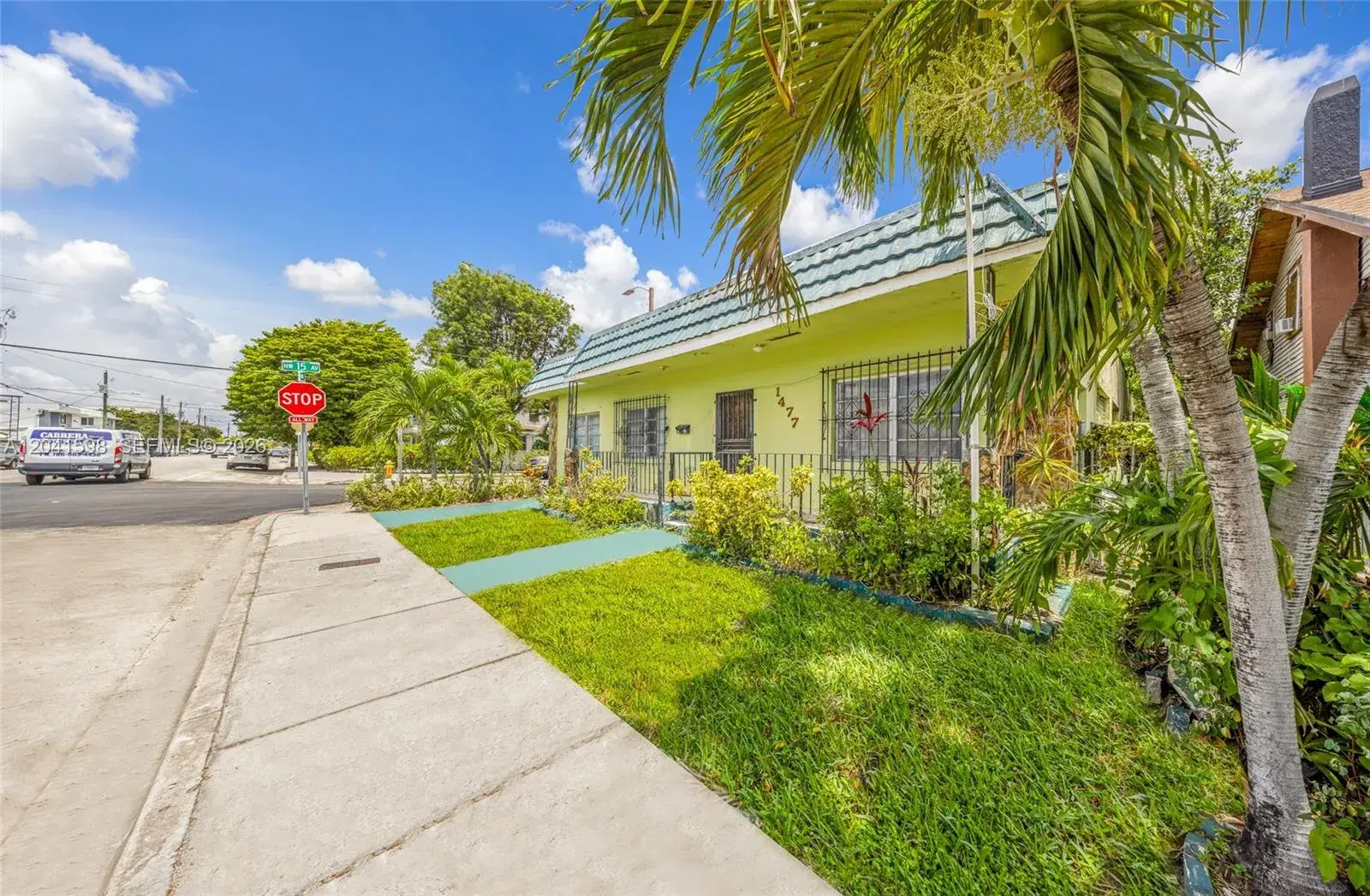 1477 NW 2nd St, Miami FL 33125