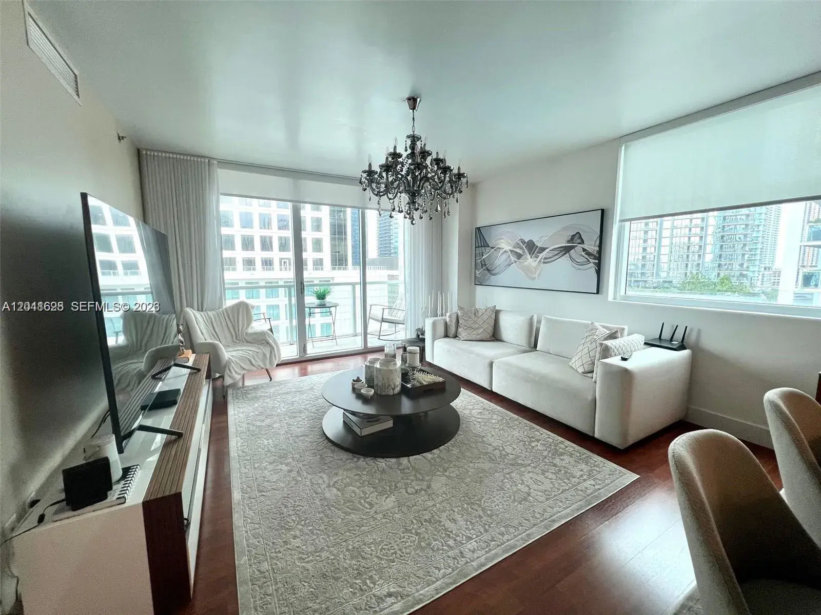 2 bedroom 2 bath Residential for sale at 500 Brickell Ave # 1410, Miami FL 33131