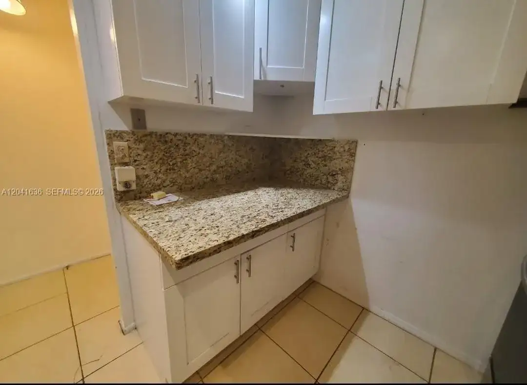 920 NE 169th St # 617, North Miami Beach FL 33162 photo 4