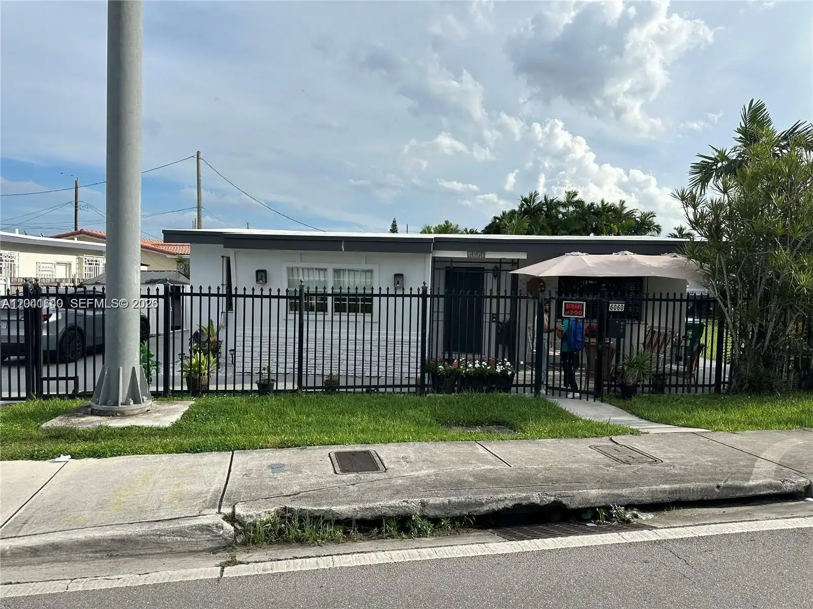 6060 NW 7th St, Miami FL 33126
