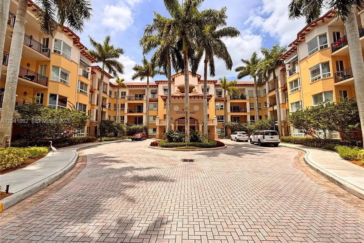 16101 Emerald Estates Dr # 155, Weston FL 33331