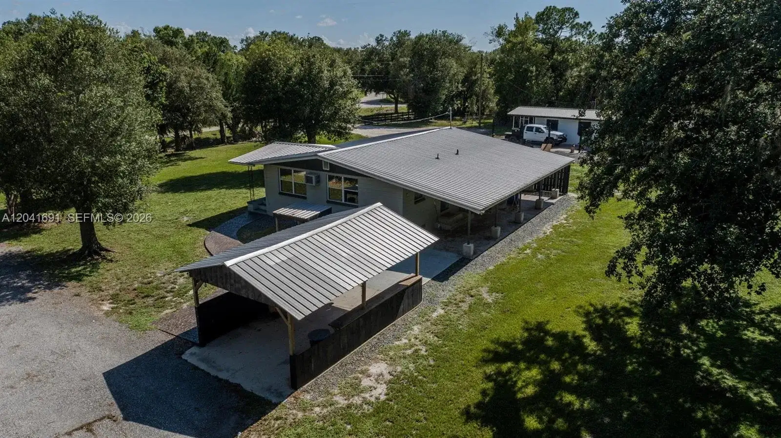 1270 Nobles Rd, La Belle FL 33935 photo 3