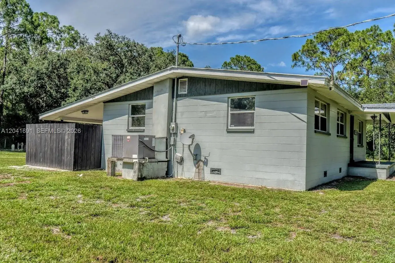 1270 Nobles Rd, La Belle FL 33935 photo 4