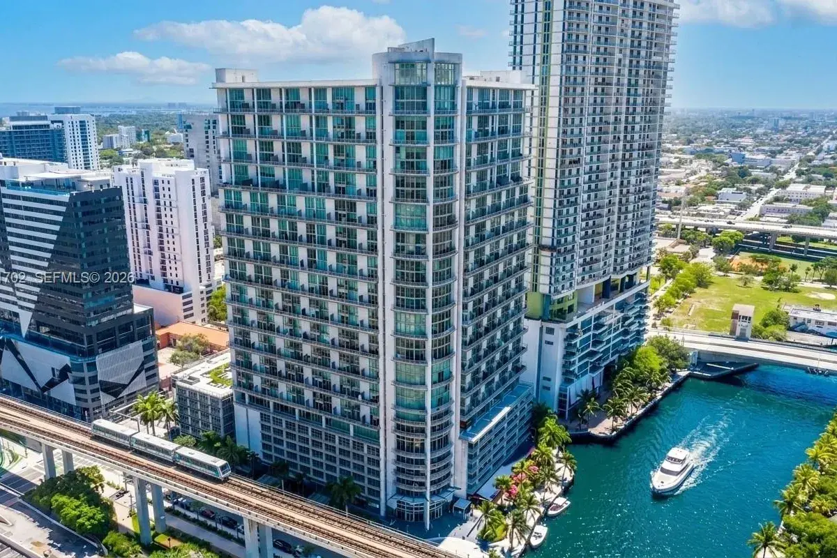 690 SW 1st Ct # 3118, Miami FL 33130