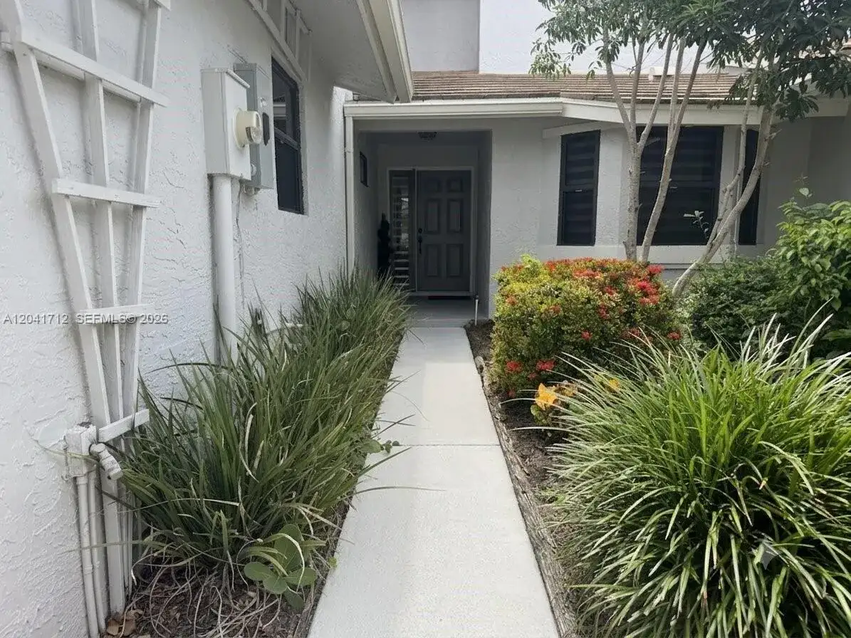643 Deer Creek North Shore Dr, Deerfield Beach FL 33442 photo 2