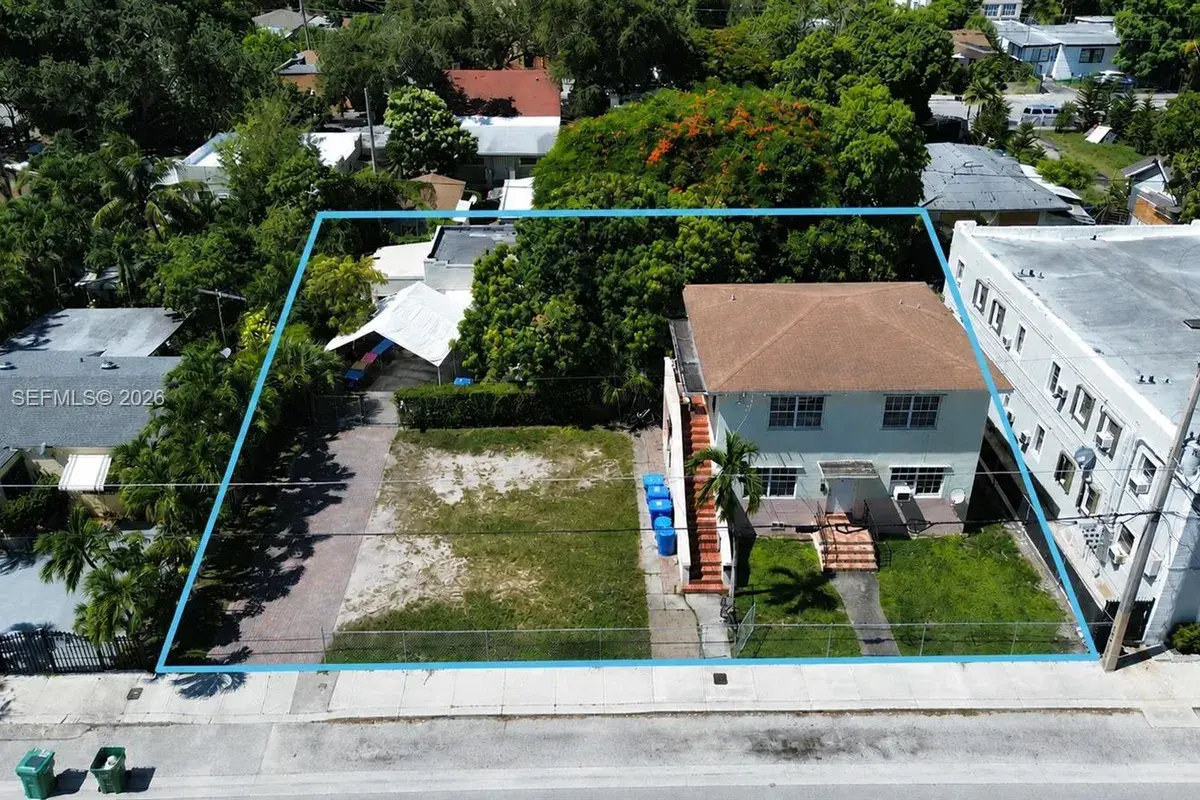 255 NW 32nd St, Miami FL 33127