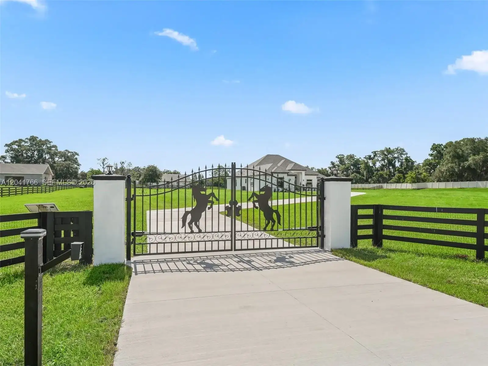 7041 NE 22nd Court Rd, Ocala FL 34479 photo 3