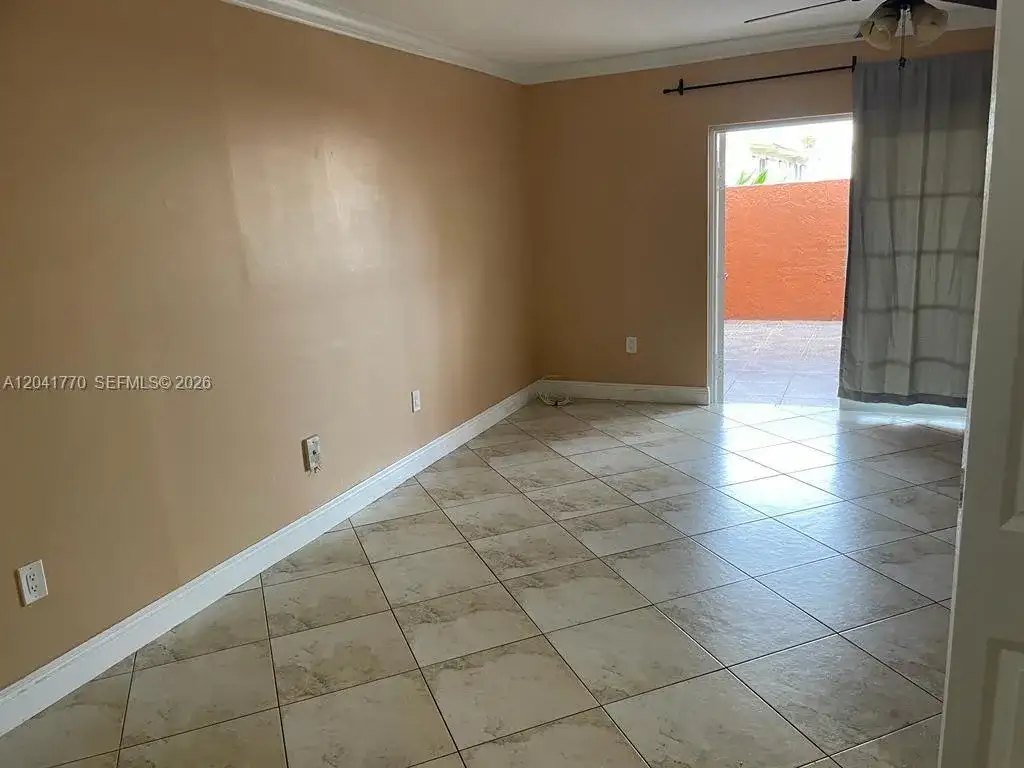 10851 SW 6th St # 5, Sweetwater FL 33174 photo 5