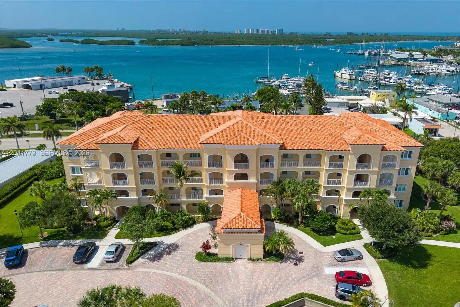 38 Harbour Isle Dr E # 104, Fort Pierce FL 34949