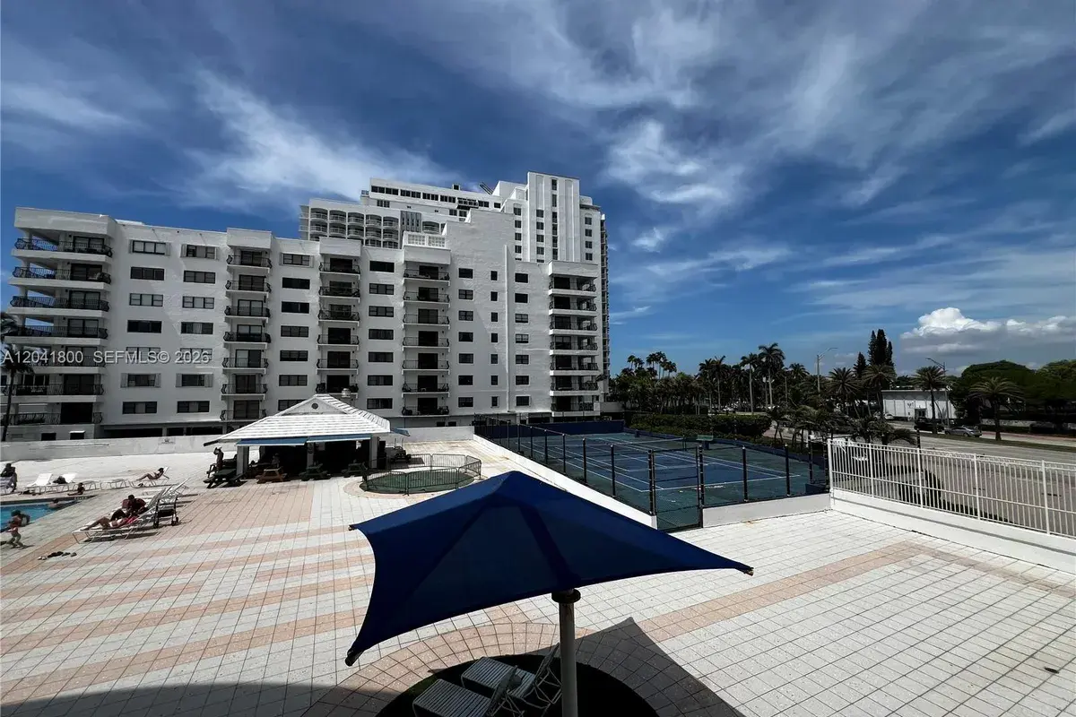 5445 Collins Ave # L3, Miami Beach FL 33140